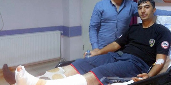Hırsız kovalarken duvardan düşen polis yaralandı