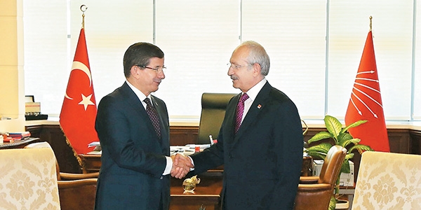 �� d�nyas� Davuto�lu-K�l��daro�lu g�r��mesine kitlendi