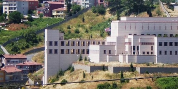 Konsolosluk saldırganı 1 ay önce tahliye edilmiş