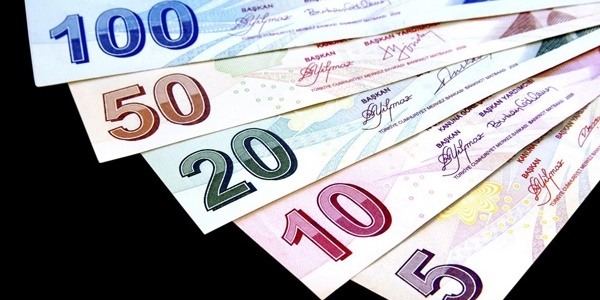 Suriye'de muhalifler Trk liras kullanmaya balad