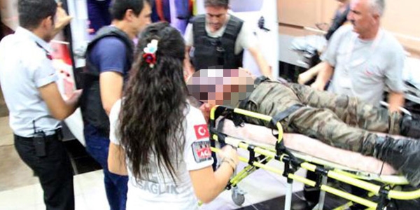 Nusaybin'de polislere el bombalı saldırı: 2 yaralı