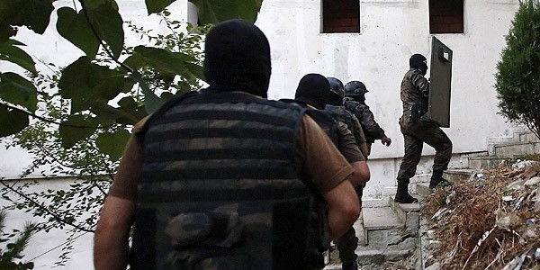 İstanbul'da terör örgütü operasyonu
