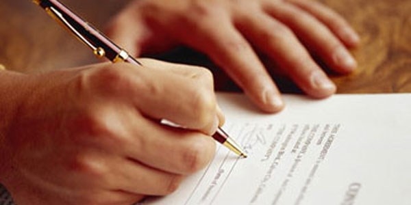 Ekrana çıkan doktora imza şartı