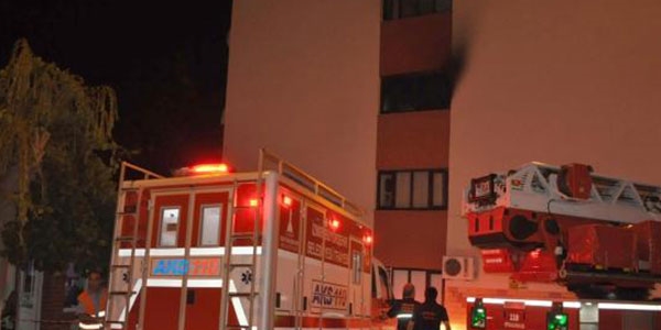 Huzurevi yangınında ölenlerin sayısı 2 oldu