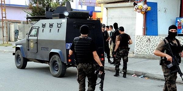 Bu ilde delici ve kesici alet taşınması yasaklandı