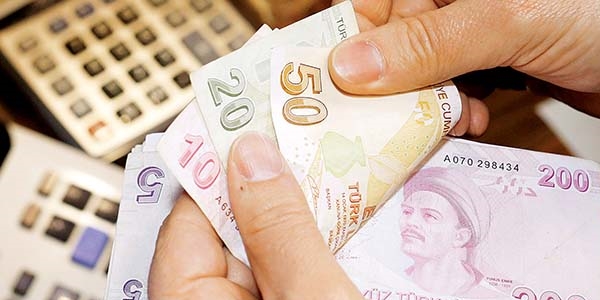 Bir yanda 'seçim' diğer yanda 'geçim' hesabı