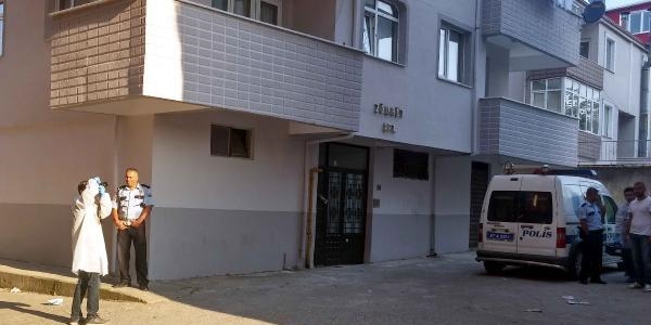 Memur eşini ve kızını vurarak intihar etti!