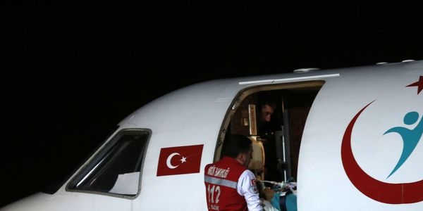 Bombalı saldırıda yaralanan 2 asker hastaneye getirildi