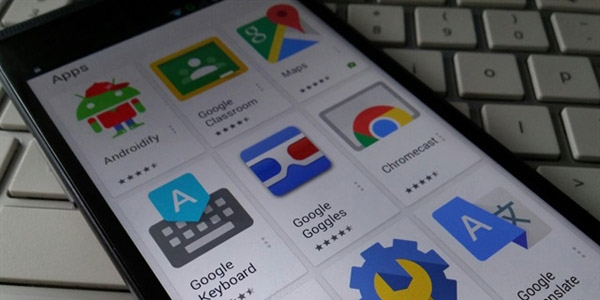 Google dmeye bast: Android 'zne' dnyor