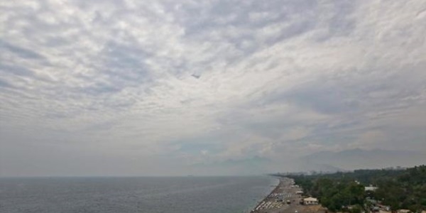 Antalya'yı nem bulutları kapladı