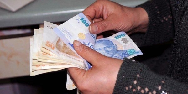 Memur zammının bir kısmı vergiye