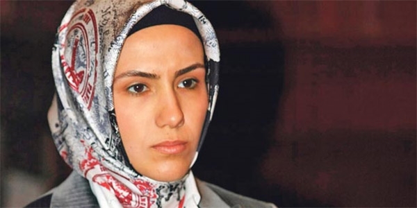 Sümeyye Erdoğan'la ilgili çirkin iddiayı yayan CHP'li vekile tepki
