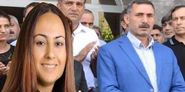 O belediye başkanları görevden alındı