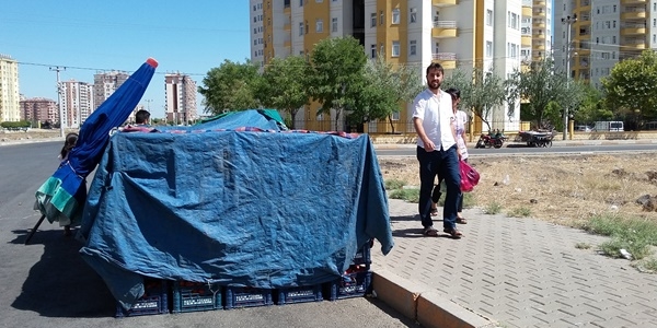 Diyarbakır'da hayat durma noktasına geldi