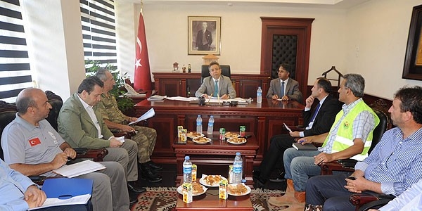 Artvin'de kayıp 3 kişi hala aranıyor