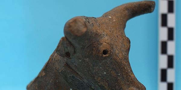 Tunç Çağı'na ait 'boğa figürü' Türkiye'ye geri döndü