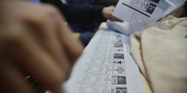 Seçimlere 29 parti katılacak