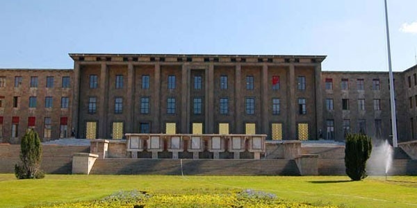 Arınç'ın yerine Türkeş Başbakan Yard. olacak