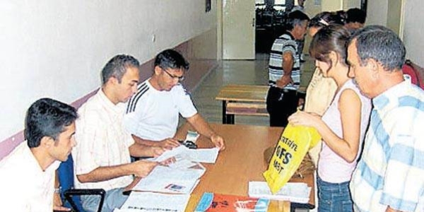 Kay�tta yanl�� adres veren velilere 963 lira ceza