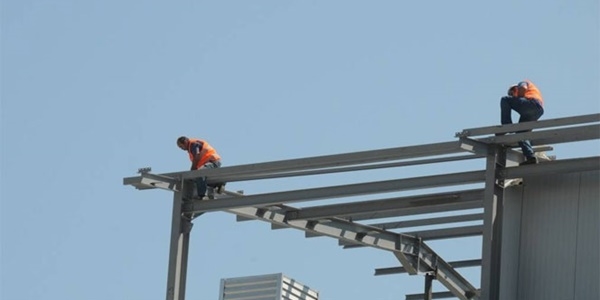 Hastane �at�s�nda �l�m�ne mesai