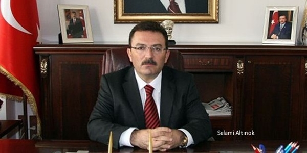 Öztürk , İçişleri Bakanlığı görevini Altınok'a devretti