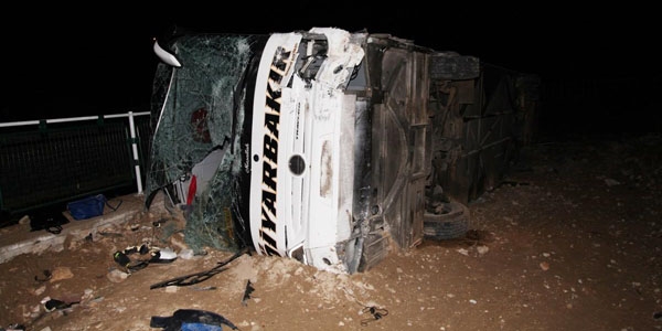 Malatya'da trafik kazası: 17 yaralı