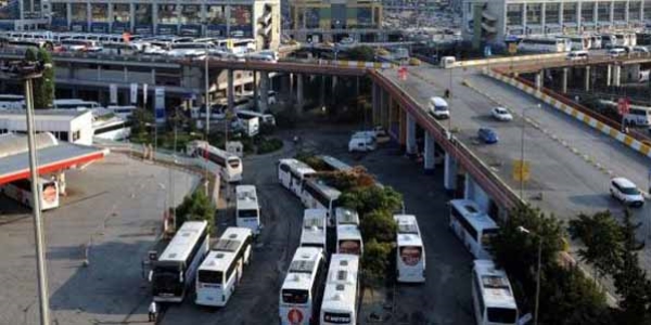 Otob�s��ler, �stanbul Otogar�'n� trafi�e kapatmay� planl�yor