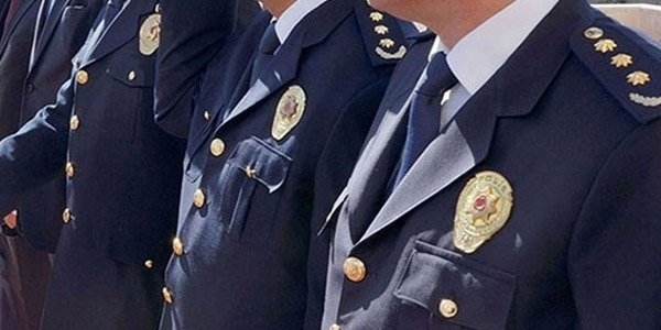 Emniyet'te, Bakan'ı yiyen terfiler