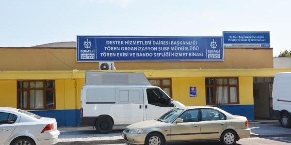 Belediye �ube m�d�rl��� soyuldu