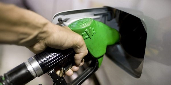 Benzine 8, motorine 13 kuruş zam!