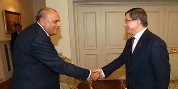 Kabine ilklerle toplanıyor