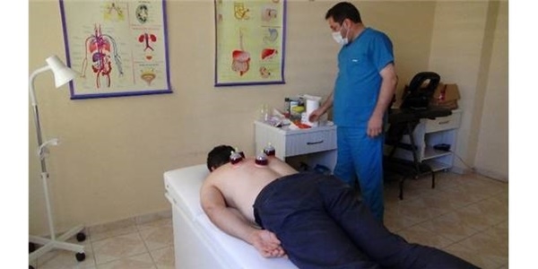 Saç dökülmesine hacamatlı çözüm!
