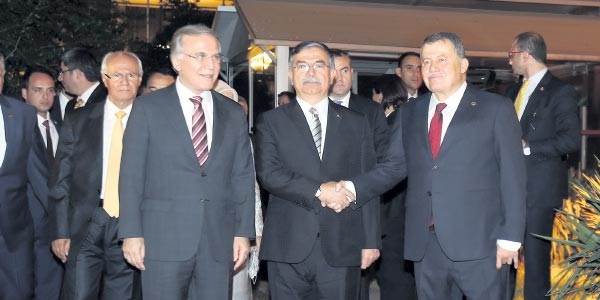 Yeni Anayasa'da Yargıtay'a 'Yüce Divan' görevi tartışılır