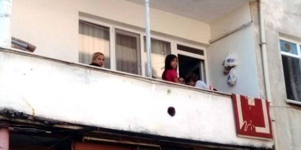 �urup verilerek evine g�nderilen bebek �ld�!