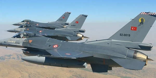 T�rk jetleri I��D mevzilerini bombalad�