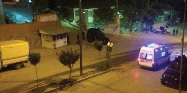 Elaz'da terristler trafik ubeye saldrd: 3 yaral