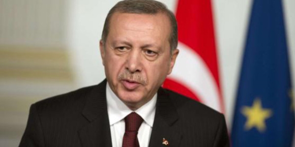 Yazar Özkök'e Cumhurbaşkanı'na hakaretten soruşturma