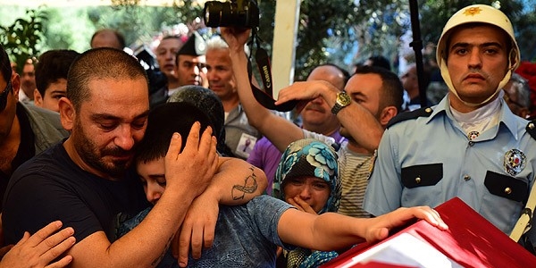 Şehit Emniyet Amiri Aksoy son yolculuğuna uğurlandı