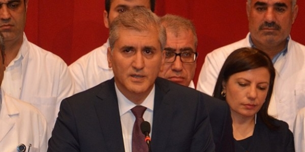 'Sağlık personeline yapılan şiddeti lanetliyoruz'