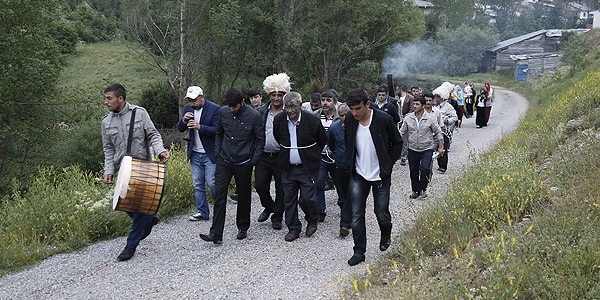 Asırlık düğün geleneği yeniden canlandırılıyor