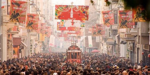 'İstanbul'u ayakta tutan araplar'