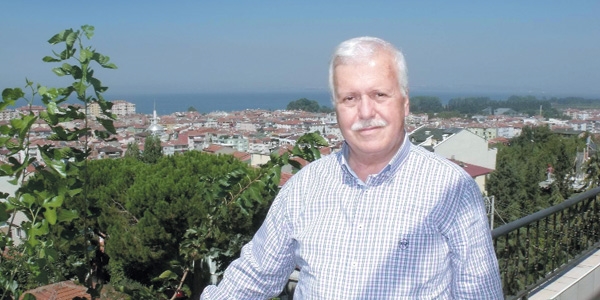 Gülerce: AK Parti'ye düşman darbeye razılar