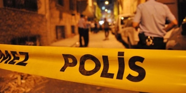 Polise silahl� sald�r�: 1 �l�, 1 yaral�