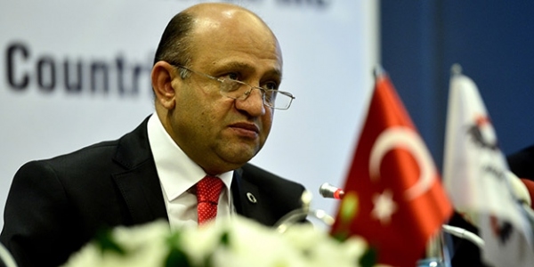 'Gaflet, lanet hatta ihanet içerisindeler'
