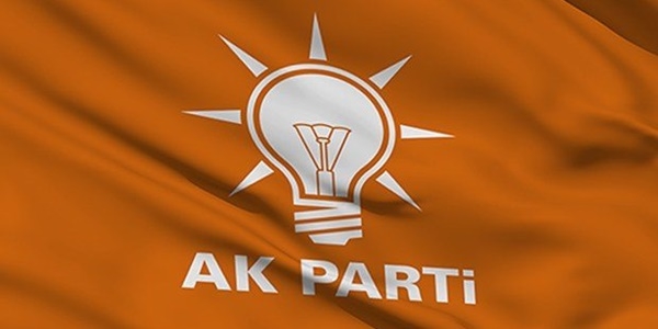 AK Parti iki gnlk 'kongre altay'n iptal etti