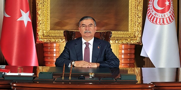 'Kaos giri�imleri kar��s�nda so�ukkanl� olunmal�'