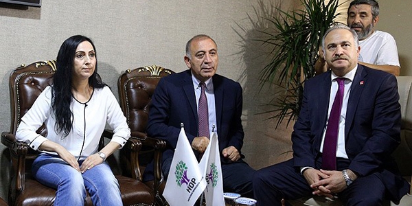 CHP heyetinden HDP'ye ziyaret