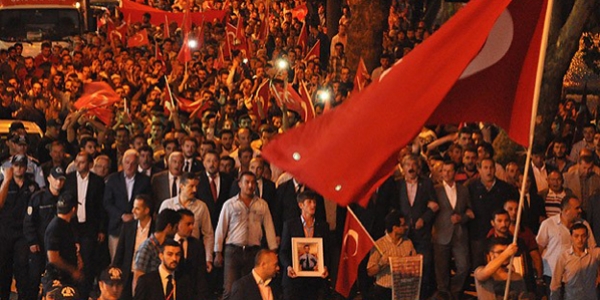 Terör saldırılarına tepkiler devam ediyor