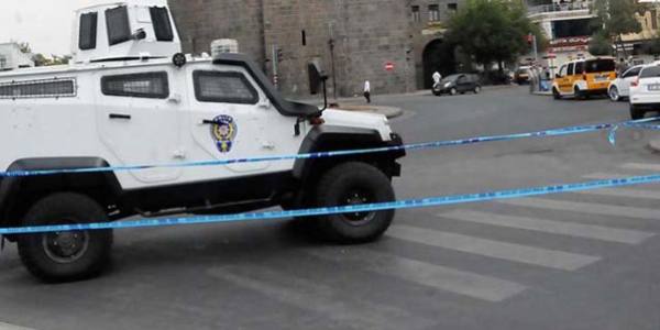 Şüphe üzerine durdurulan araçtan cephanelik çıktı