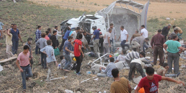 Hatay Valiliği: Kazada 6 ölü, 39 yaralı